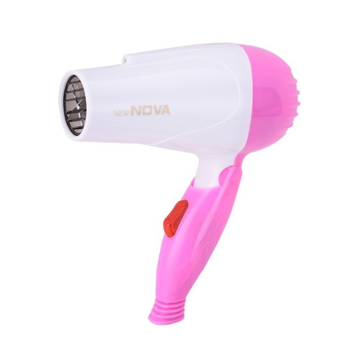 Household thermostatic hair dryer