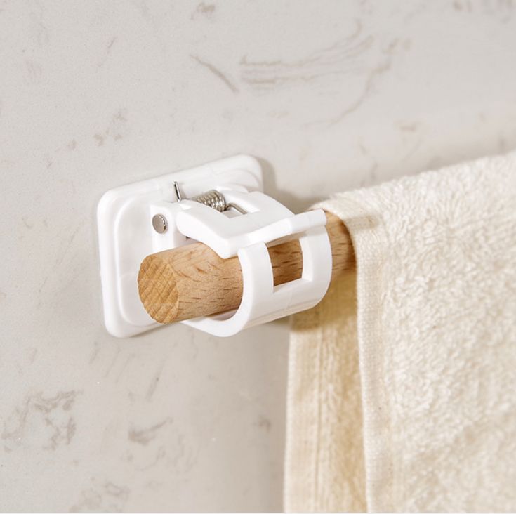 Two sets of towel rack fixing clips