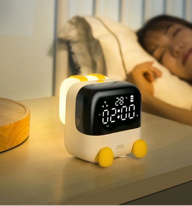 Xiaochen classmate clock light