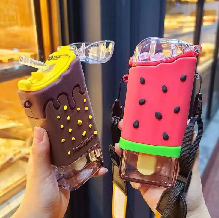 Children's water cup for going out