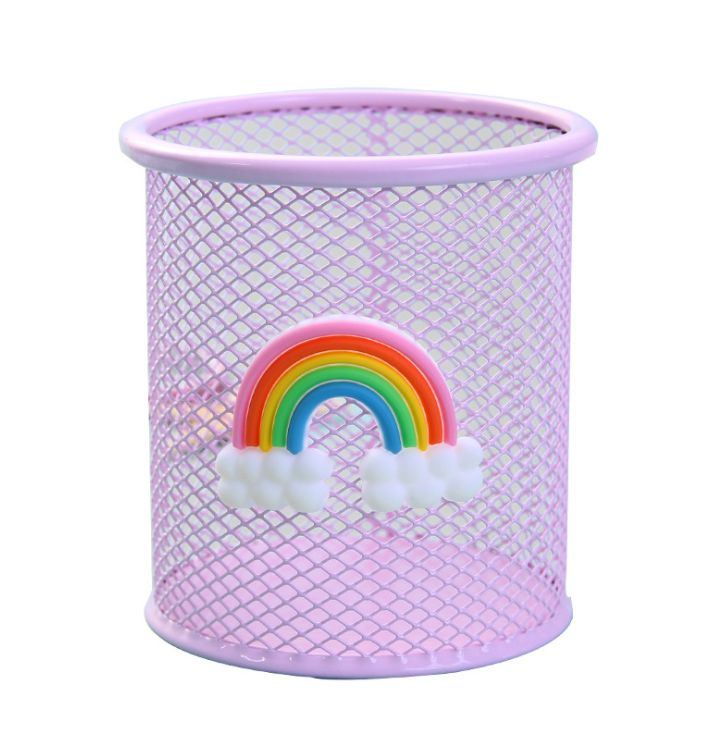 卡通笔筒白底实物图