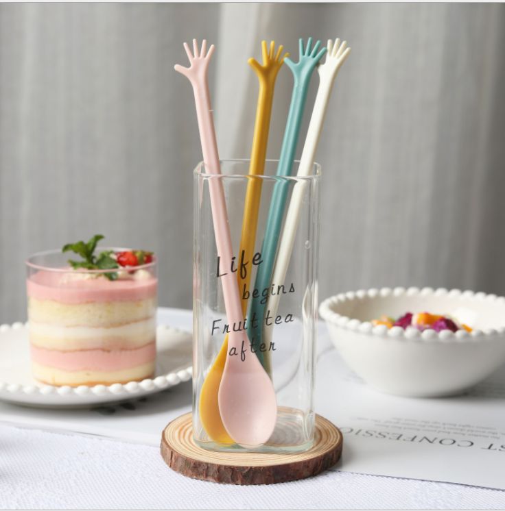 Hand-shaped coffee stirring spoon (set of four)