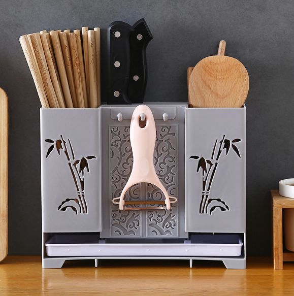 Wall-mounted household chopsticks holder