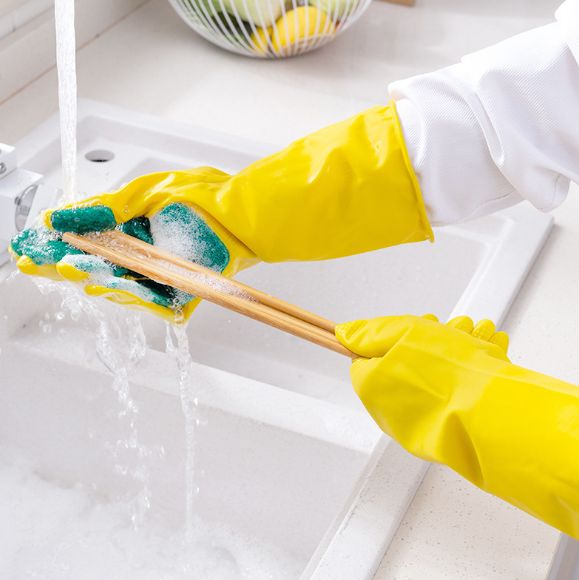 Latex five-fingered scouring pad gloves Application Scenario