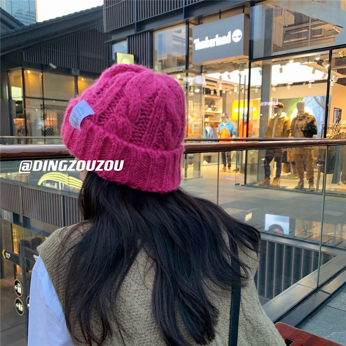 Woolen Hat details Picture