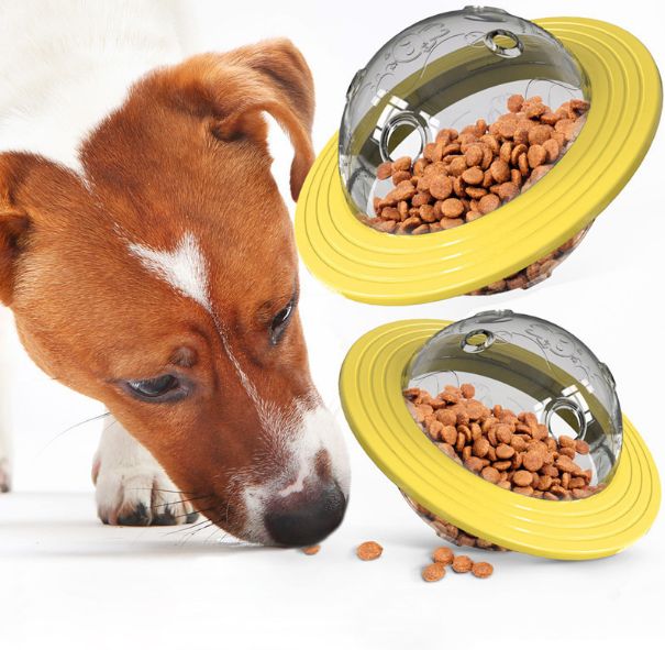 Dog frisbee food leak device