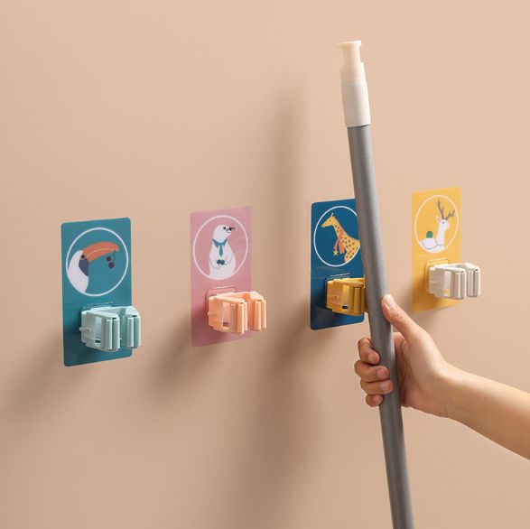 Hole-free wall-mounted fixing snap