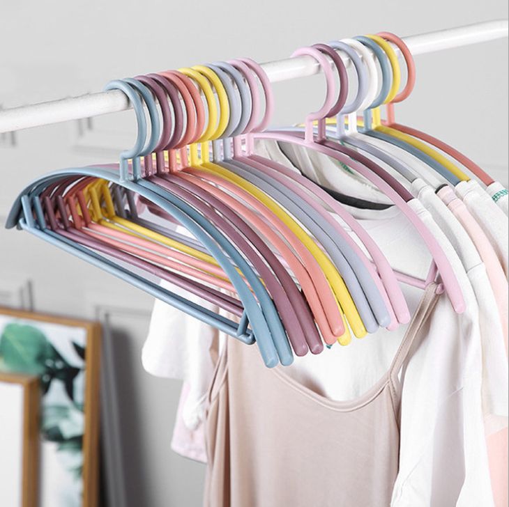 Thick household adult non-slip hanger half round no trace hanger full figure