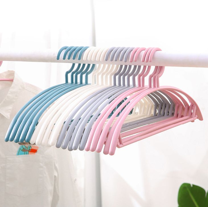 Thick household adult non-slip hanger half round no trace hanger details Picture
