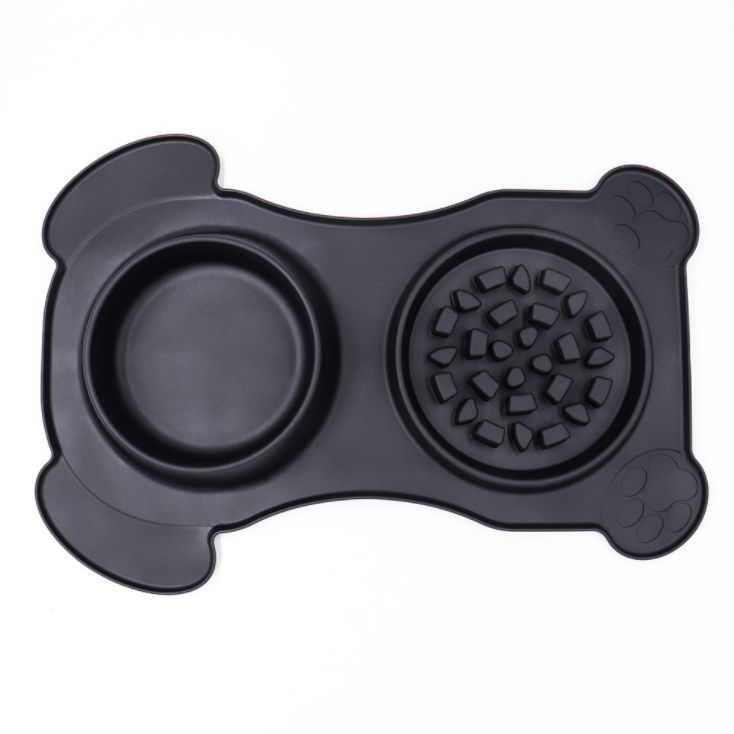 Platinum-grade silicone one-piece pet dinner plate Application Scenario