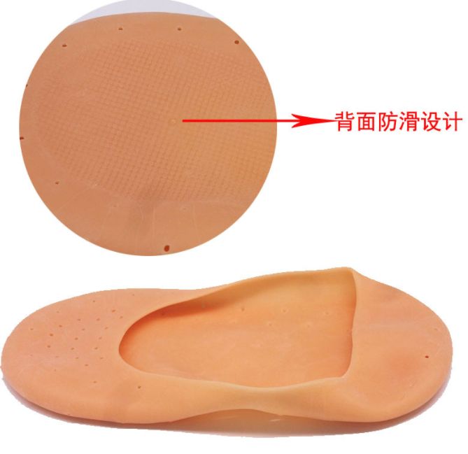 Silicone foot guards for men and women, silicone boat socks Application Scenario