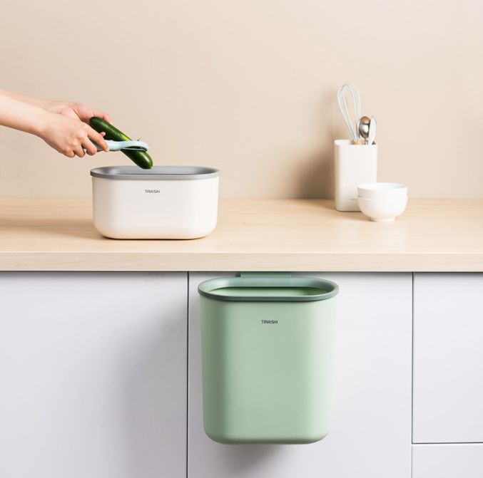Cabinet trash can full figure