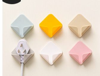 多功能时尚无痕贴插头电线固定器