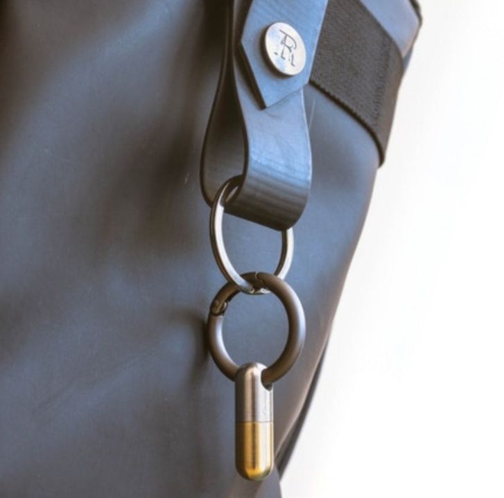 爆款拆箱神器微型切割工具锋利胶囊小刀