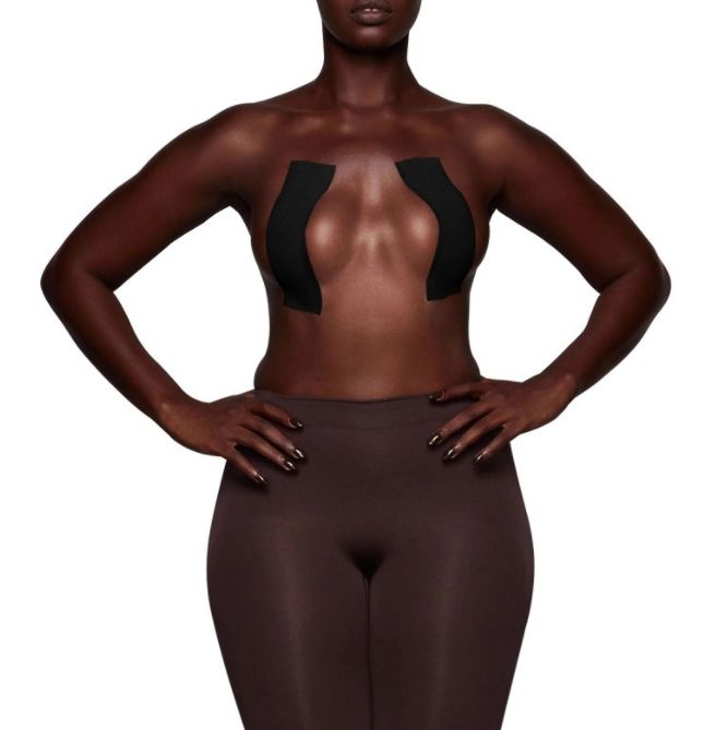 Self-adhesive anti-protrusion, anti-expansion, shoulder strap lift invisible chest patch