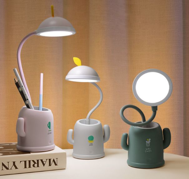 Eye-protecting Study desk lamp for Foreign trade Specialty Application Scenario