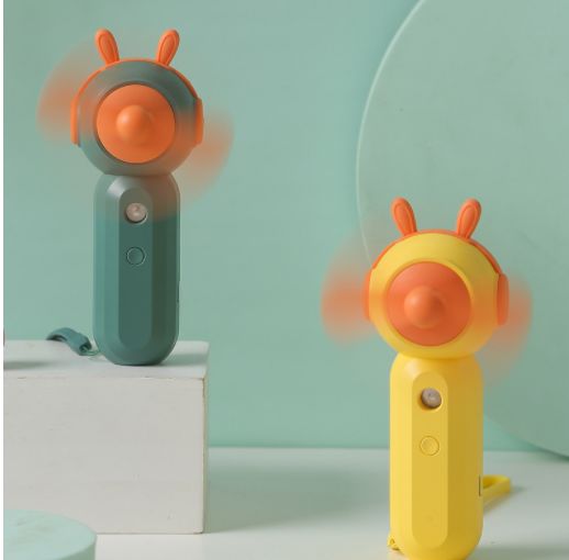 Cute pet water spray fan foreign trade