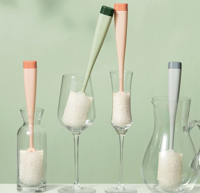 Small cleaning brushes for export details Picture