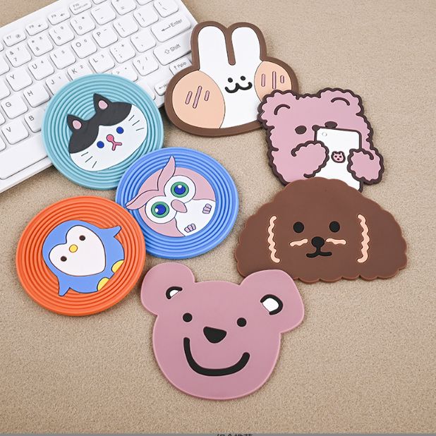 New kitchen household cartoon heat-insulating soft rubber coasters for export