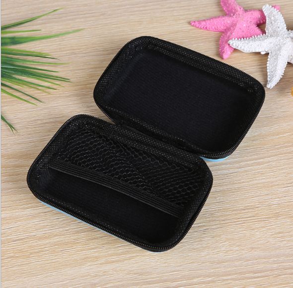 Convenient and portable data cable and headphone cable storage bag for export Application Scenario