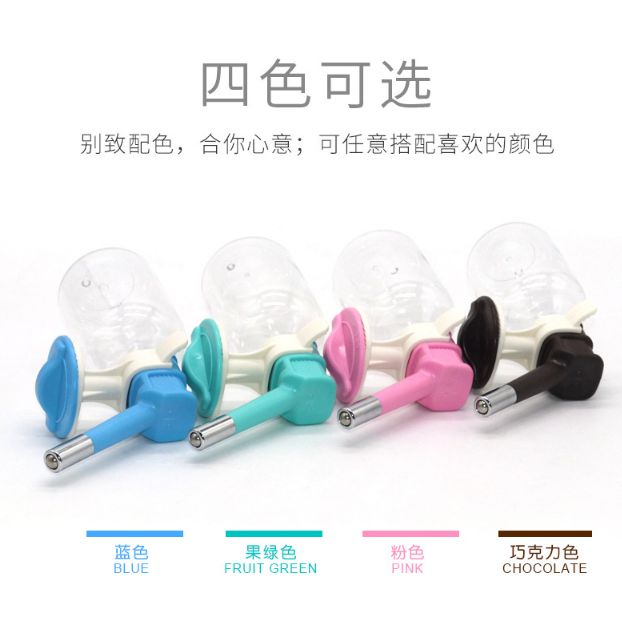 Export of hanging ball pet water bottles Item Picture