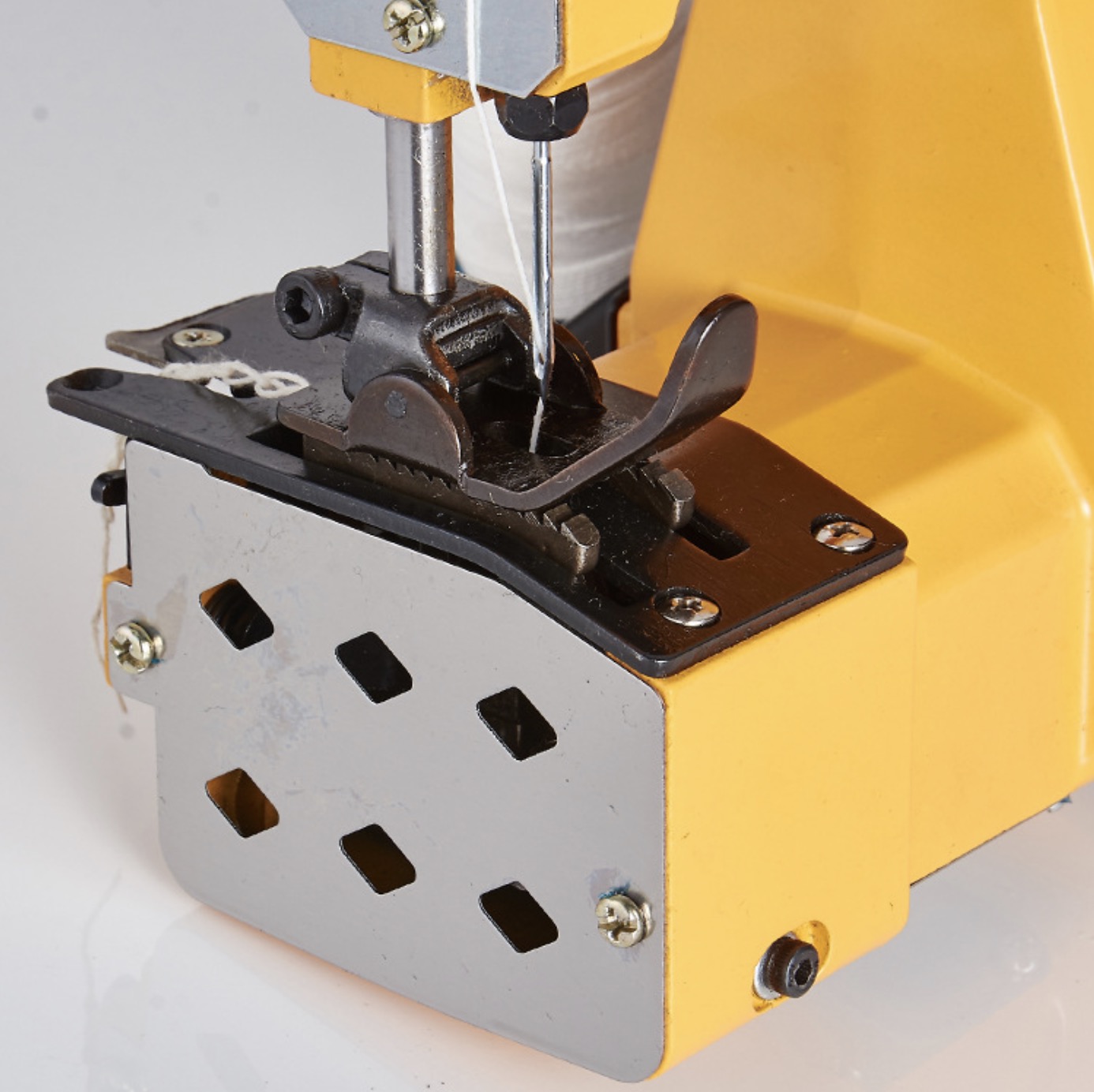 Sealing machine, portable electric sealing machine, gunny bag, paper bag, snake skin bag, strapping machine, woven bag details Picture