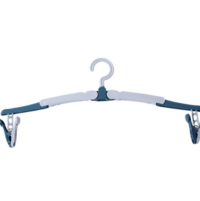 Portable folding clothes hangers for export Application Scenario