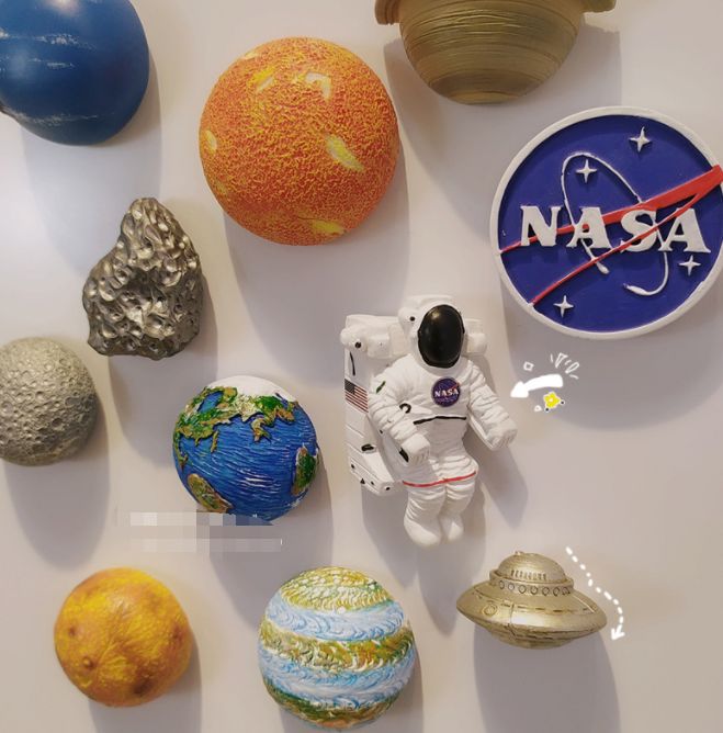 Foreign trade of refrigerator stickers for space astronauts