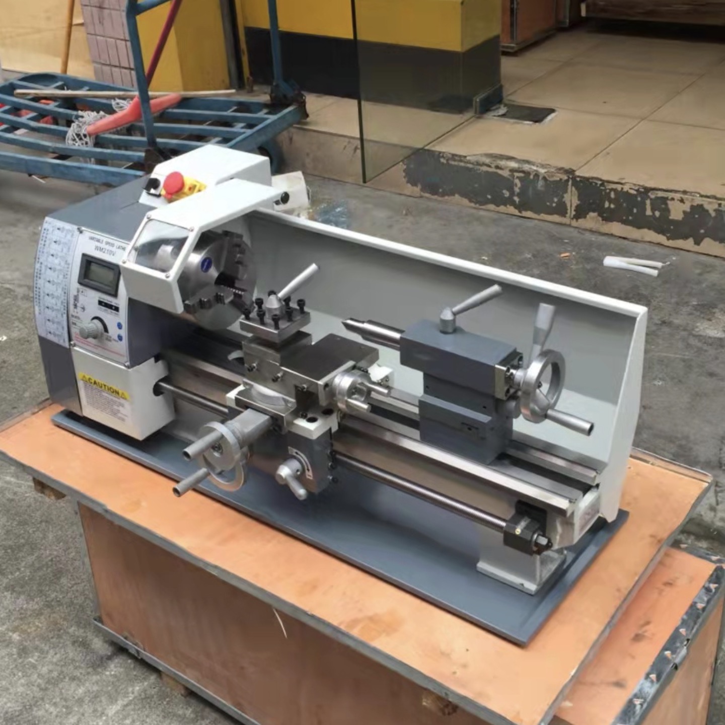 210V metal small, micro and mini precision multi-functional household horizontal desktop lathe details Picture