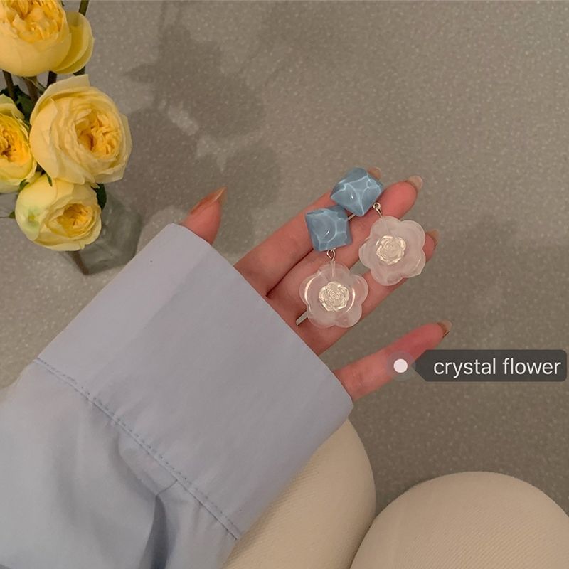 Earring Woman new shell earring niche design high sense earring Cool earring flower earring