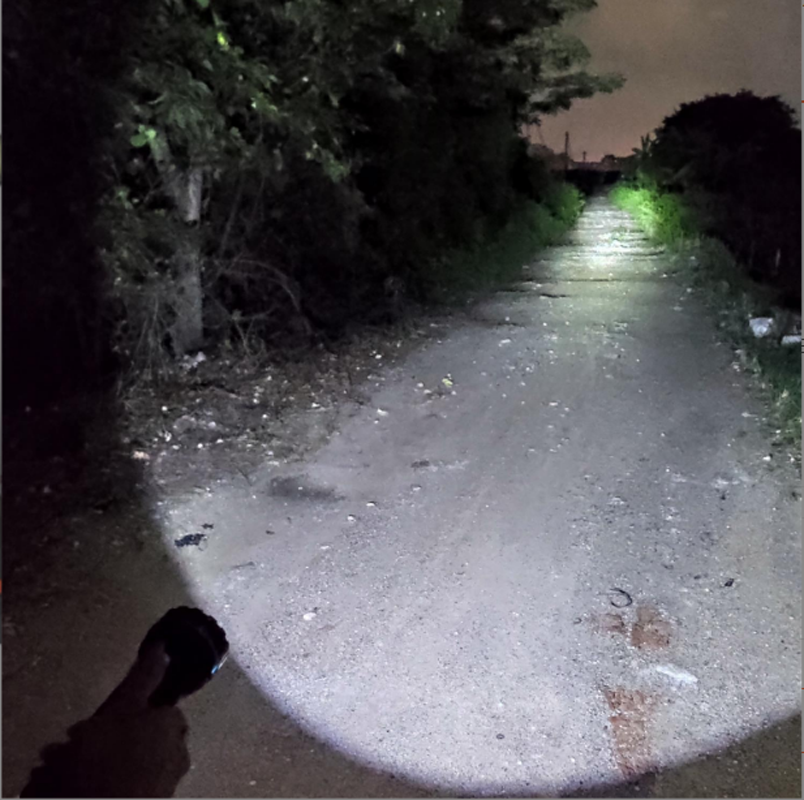 Manufacturers Wholesale With Side Lights Led Flashlight Strong Rechargeable Home Durable Self-Defense Long Range Outdoor Lighting Application Scenario