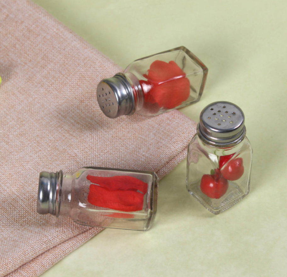Glass spice bottle for foreign trade