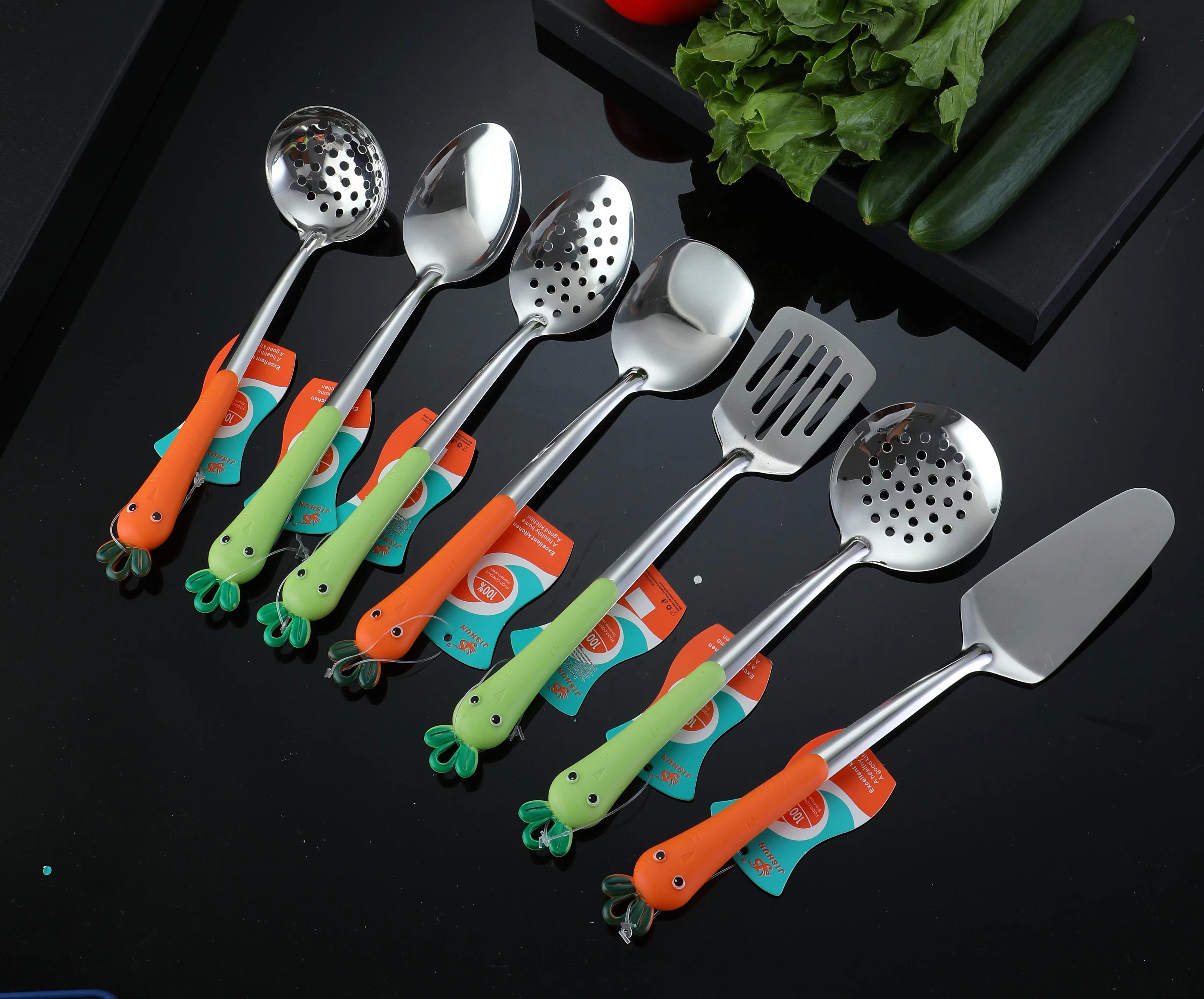 不锈钢餐具0584厨房餐具短款胡萝卜柄漏勺汤勺饭勺饭漏勺漏铲铲子蛋糕铲