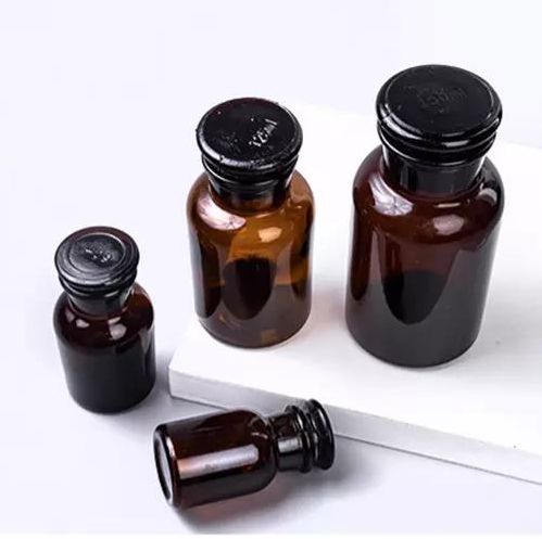 White and brown wide mouth bottle glass iodine bottle alcohol bottle frosted mouth reagent bottle sealed reagent bottle