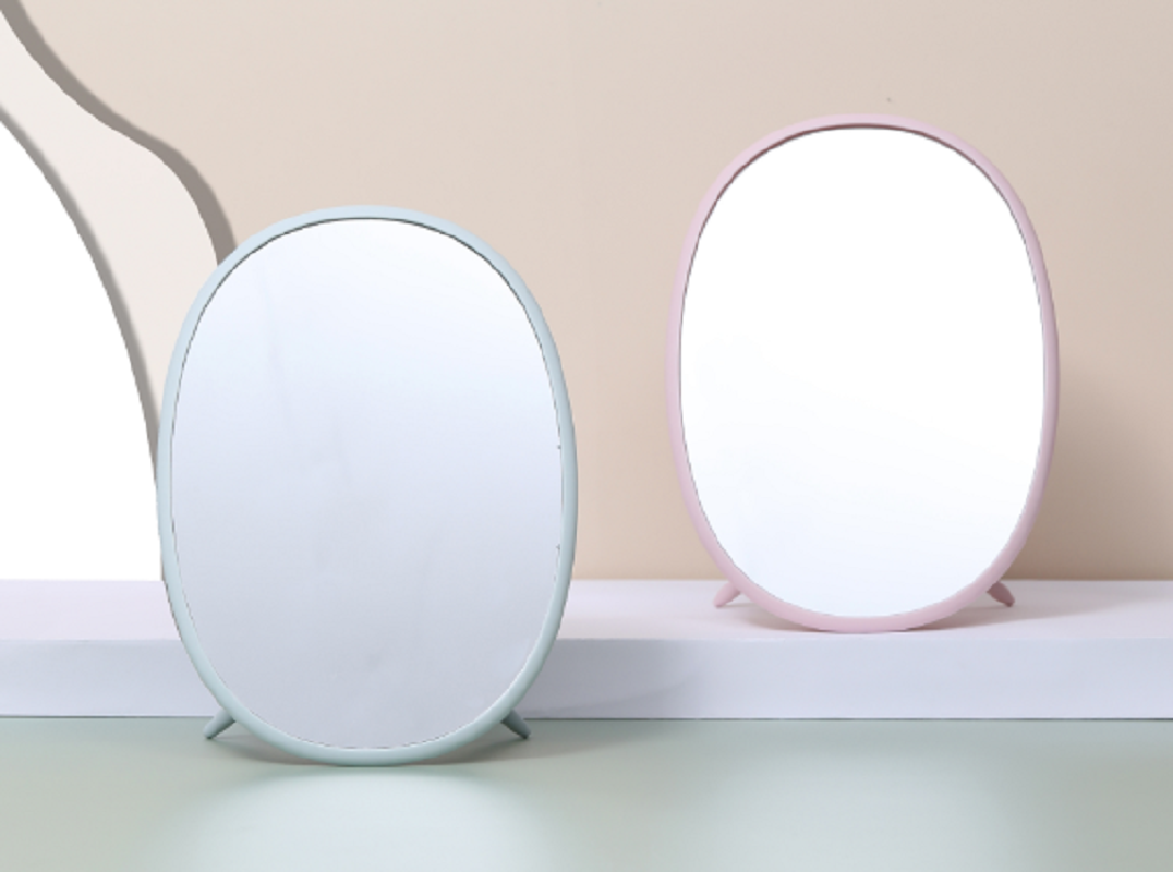 Top beauty desk makeup mirror 1588