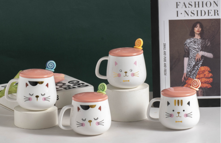 Korean Cartoon Cute Ceramic Mug With Covered Spoon Male And Female Students School Breakfast Water Mug details Picture