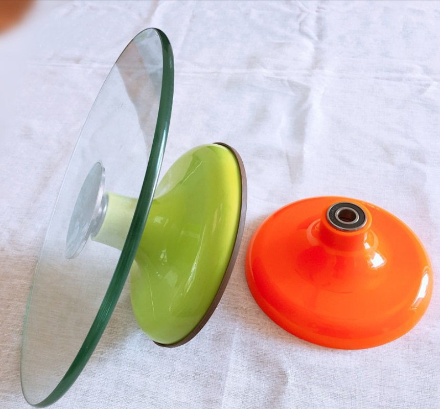 360-degree mounting table