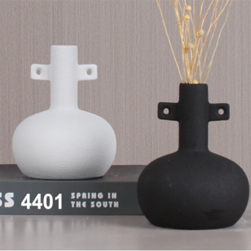 New Nordic modern creative internet-famous ceramic vase model room living room TV cabinet decorative display handicraft details Picture