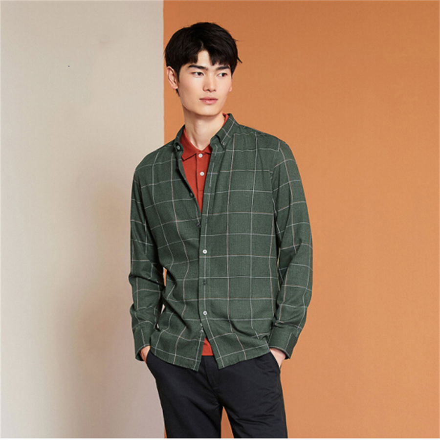 Long Sleeve Shirt Spring Autumn Button-Down Casual Plaid Comfortable Long Lined Dark Green Plaid Shirt 1 details Picture