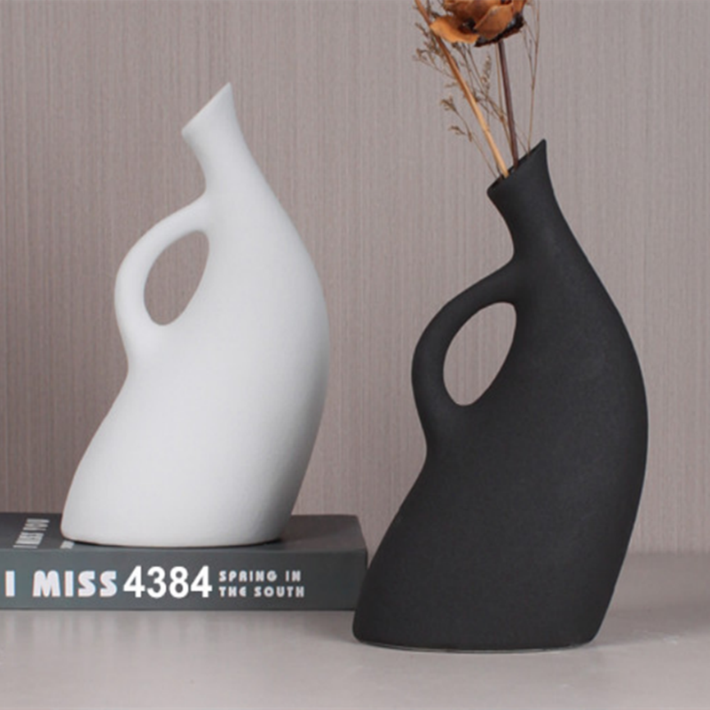 New Nordic modern creative internet-famous ceramic vase, model room, living room, TV cabinet, hotel decorative items and handicrafts Item Picture