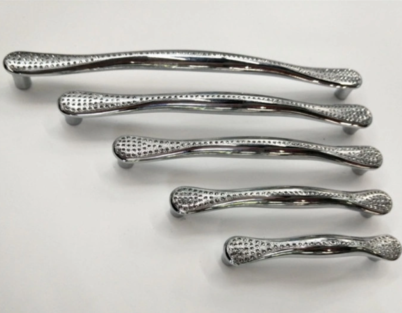 Yiwu good goods specializing in the production of zinc alloy and other materials of cabinet furniture handle thumbnail