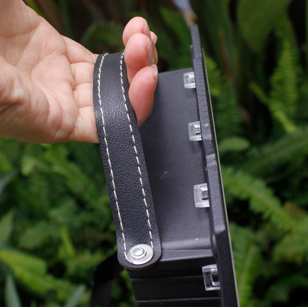 Wholesale Portable Solar Light Outdoor Camping Hand Light Garden Surveillance Camera Bright Carpenter Solar Floodlight Application Scenario