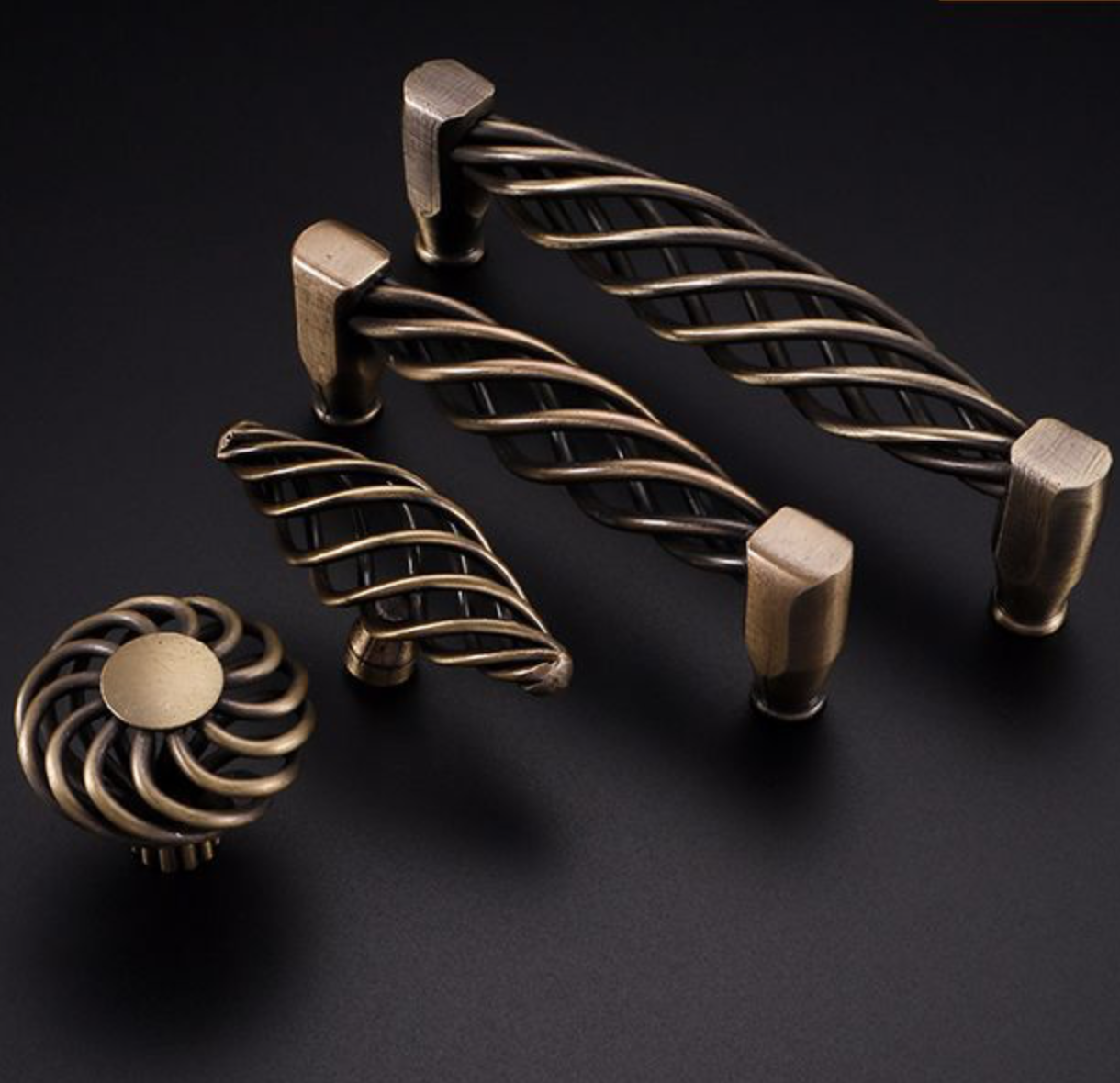 Hollow-out bird cage handle drawer bronze single hole small handle European vintage cabinet door wardrobe door furniture handle