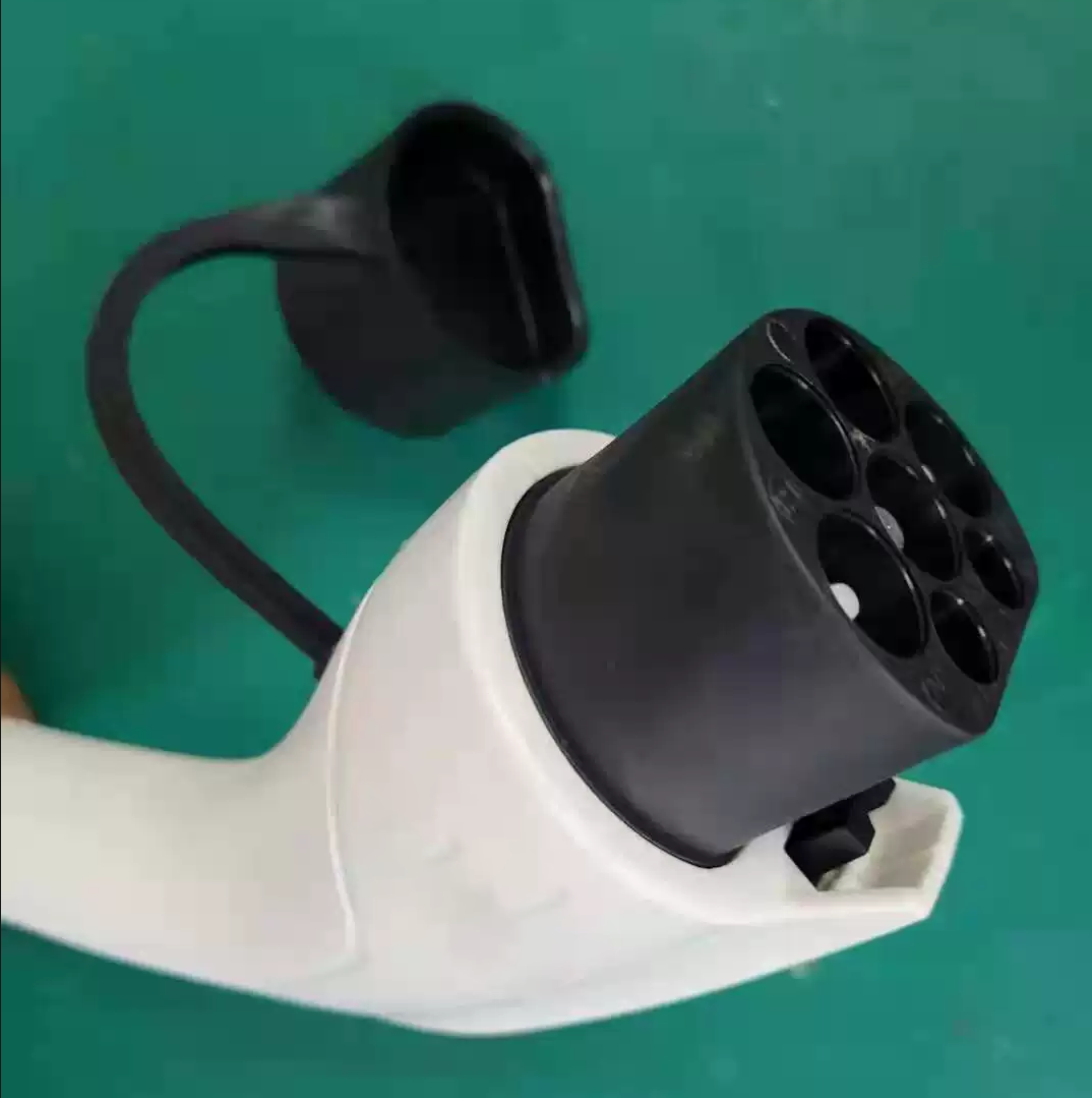 3.3 Kw 16A Ground-Free Charging Gun New Energy Vehicle Charging Gun details Picture