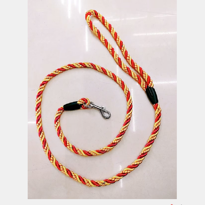 Direct sales from the manufacturer of 0.6cm thick pet leashes and chest straps Application Scenario