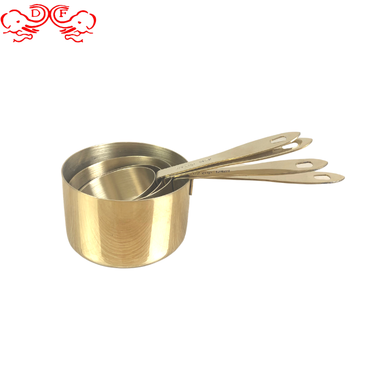DF99029 Non-magnetic measuring cup Four-piece set Kitchen baking graduated Cup Measuring spoon set Stainless steel measuring spoon for hotel use DF Trading House