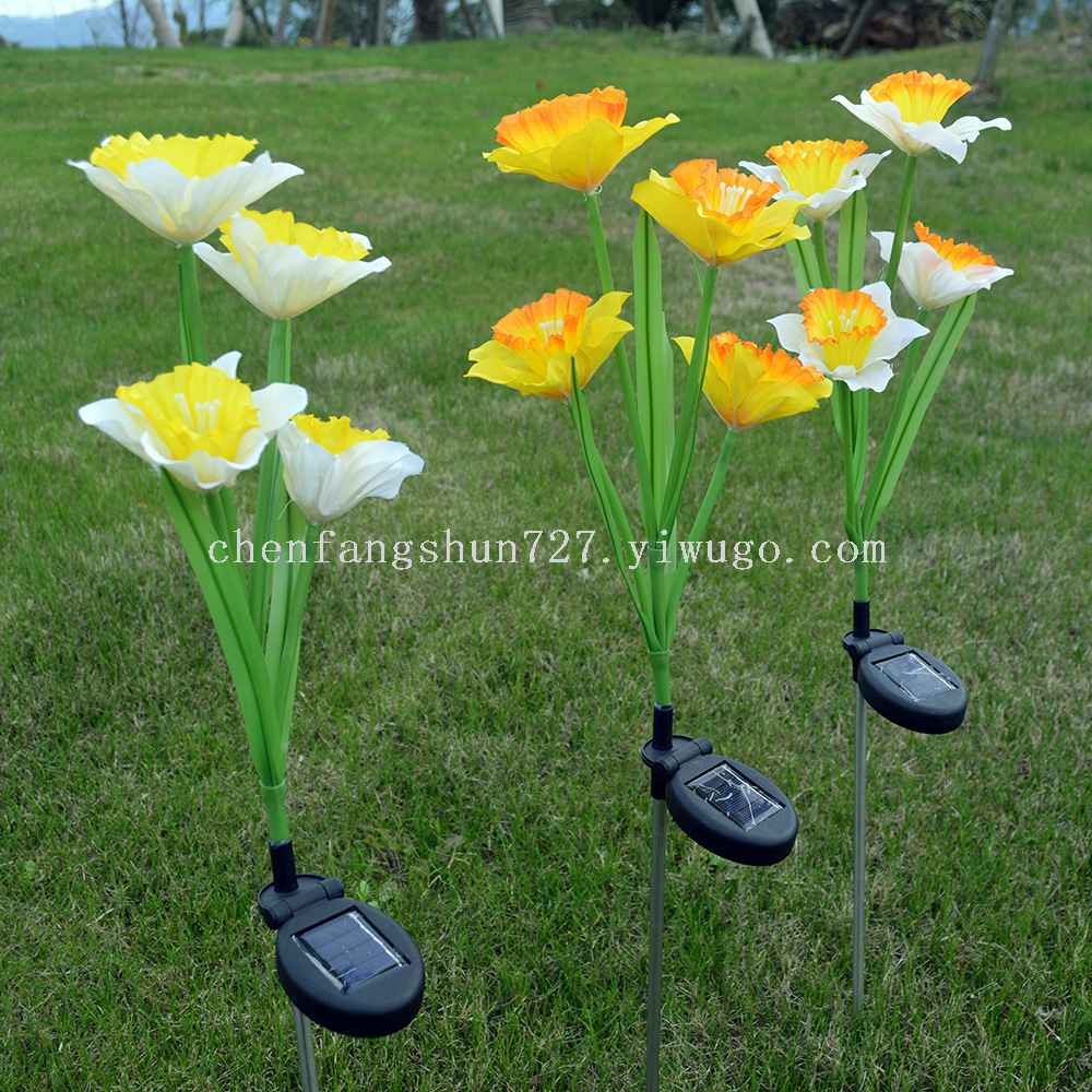 New outdoor courtyard garden decorative simulation flower LED ground insert light, lawn ground insert light, solar narcissus flower light Item Picture