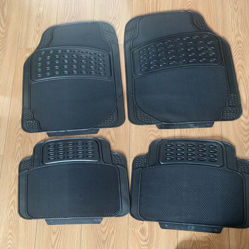 汽车PVC脚垫4pc  四季通用脚垫 防滑防水QW -341