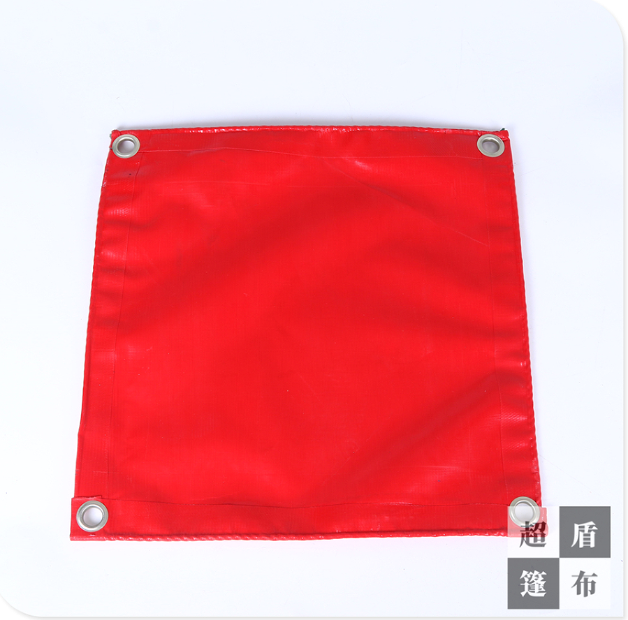 Red knife-scratched cloth 2