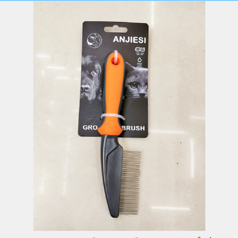 Pet cleaning and grooming comb, cat and dog grooming comb, hair opening and knotting, pet cleaning comb, lice comb Application Scenario